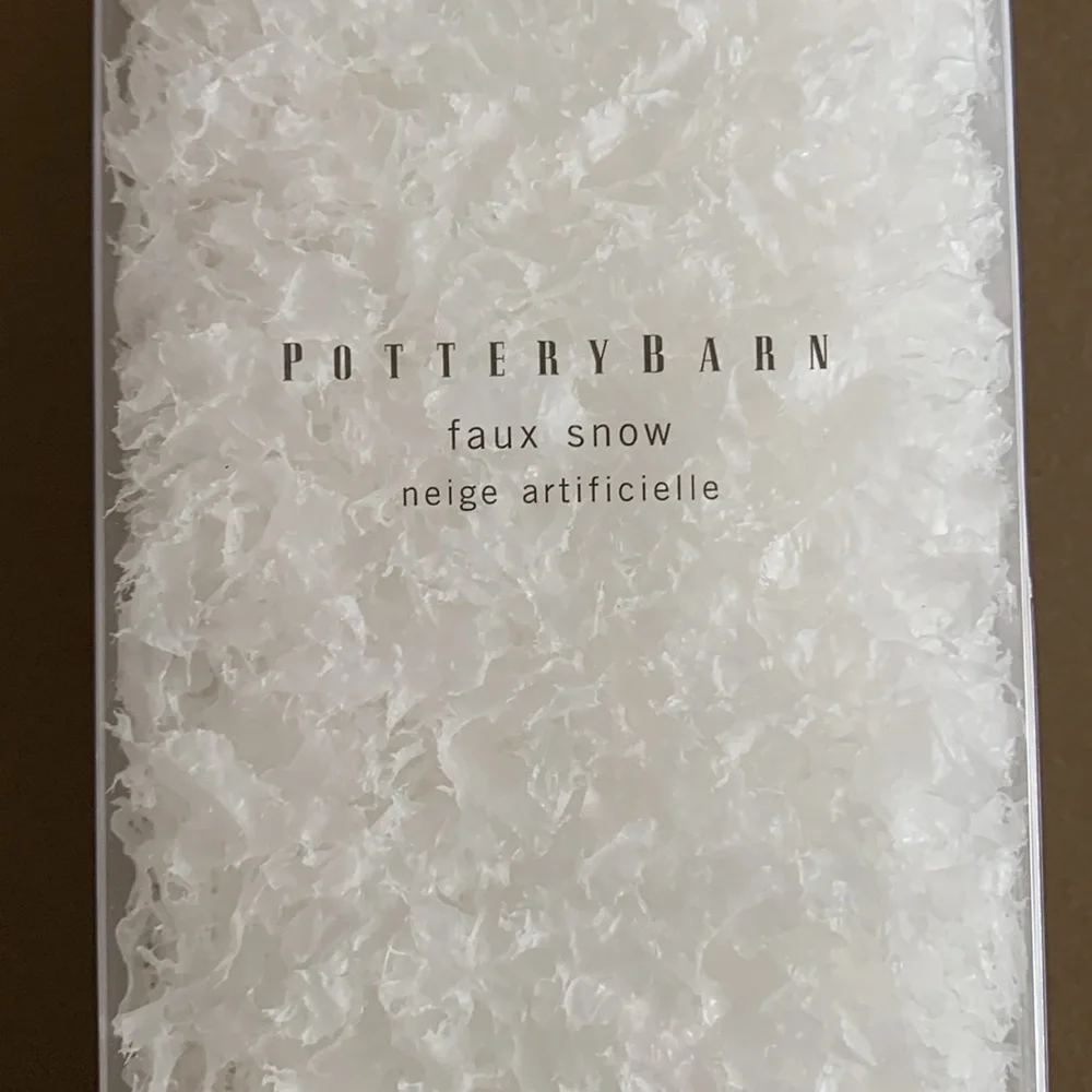 Pottery Barn faux snow 5.5 oz